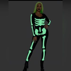 Leg Avenue Printed Glow In The Dark Skeleton Catsuit Size S